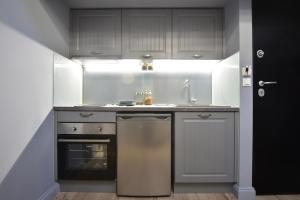 Queen 2,heart of Corfu Historical Old Town Center!