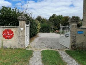 Maisons de vacances Maison avec jardin, baby foot, flipper, table de ping pong, a 1km a pied Omaha beach et pres Port en Bessin : photos des chambres