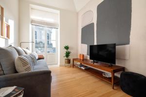 Liberty 119 • Luxurious 1BD in Portos main Avenue