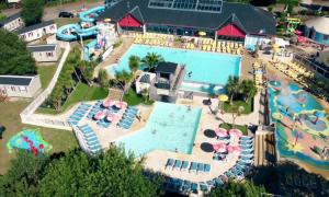 Campings DOMAINE DE KERLANN-MH6PERS-2CH-grande terrasse-tout confort : photos des chambres