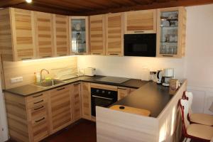Lilly Chalet- Apartments with private sauna, close to ski lifts