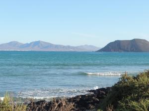 COZY, Beach House , by MAHBOVILLAS