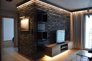 Uroczy apartament z widokiem i darmowym parkingiem - Szeląg