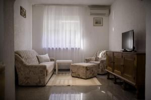 Apartment in Lopar with Terrace, Air conditioning, Wi-Fi, Dishwasher (4612-2)