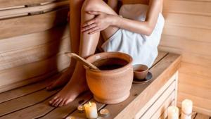 B&B / Chambres d'hotes Domaine La Tour - SPA - Jacuzzi - Sauna - Massage - 4 SAISONS - Piscine Chauffee Toute l'annee - Heated POOL - 800m City Centre Nyons : photos des chambres
