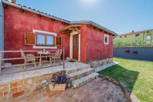 Apartment with pool Visnjan