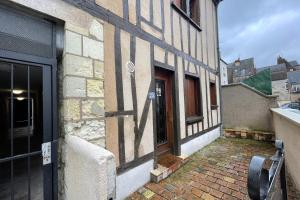 Appartements Le Chambord Beautiful half-timbered house with terrace : photos des chambres