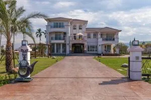 蓁心假期 - Wen-tzu-yen-pu