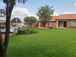 Centurion Cosy Apartment - Koedoe