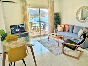 Carabeo Seaview Apartment Rocamar