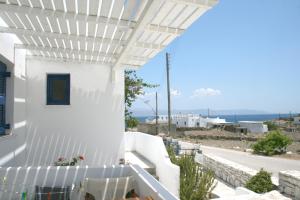 Nicos Studios & Apartments Paros Greece