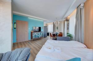 Beachfront Smart Homes by Martys