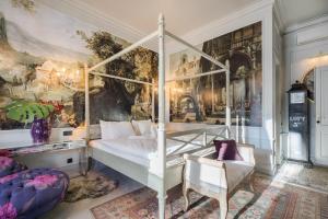 BpR Violet Noir Apartment with AC