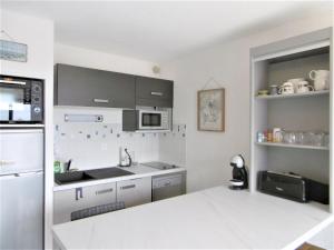 Appartements Appartement YOUN - a 500 m de la plage WIFI : photos des chambres