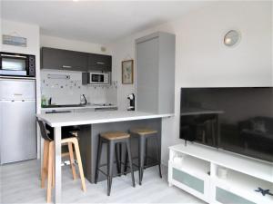 Appartements Appartement YOUN - a 500 m de la plage WIFI : photos des chambres