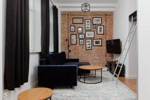 Praga Center Apartments by Renters