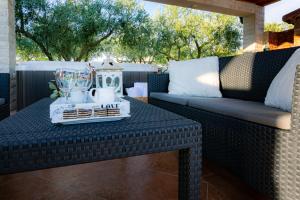 Villa Lorema-pet friendly on 5000 sqm garden,pool, jacuzzi, billiard&PS5