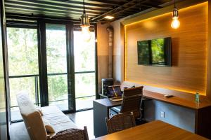 Casa Container FIGO em meio a natureza na Serra Gaúcha