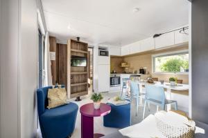 Sejours a la campagne Vinea Cottages - Hebergements haut de Gamme, Terrasse et Piscine privative : photos des chambres