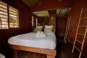 B&B / Chambres d'hotes la Varangue : Chambre Double - Vue sur Jardin