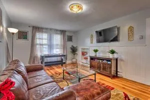 Lovely Stoughton Getaway Near Train Station! - 诺伍德