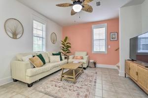 Easy Walk to Seagrove Beach Beverly Bungalow