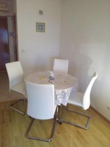 Apartment in Duce with sea view, balcony, air conditioning, WiFi 5060-3