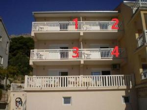 Apartment in Duce with sea view, balcony, air conditioning, WiFi 5060-1