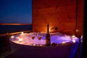Rinari Spa House