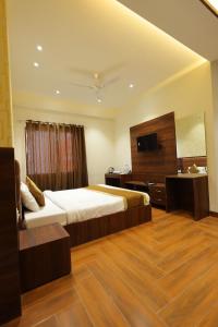 Hotel The Grand Tree