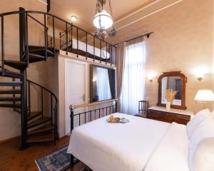 Superior Quadruple Room room in Nafsimedon Hotel