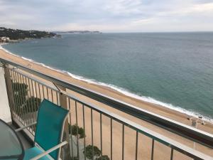 Excepcional 1ª línea de mar Platja dAro Elypalace 10-2