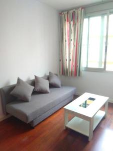 APTO PLAZA MERCED apartamentos - 3-gwiazdkowe hotele w mieście Malaga