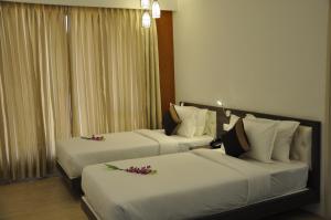 Pride Biznotel Manjusar Vadodara Near Sokhda Lake