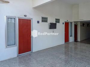 Hotel Trikatu Kendal near Taman Kota Weleri Mitra RedDoorz