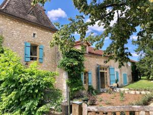 Maisons de vacances 5 bedroom house with private pool, S Dordogne : photos des chambres