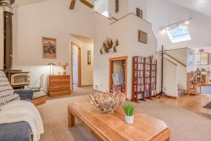 Driftwood Cottage MCA 491 - Meredith Lodging