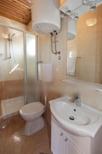 Apartment in Tucepi with sea view, balcony, air conditioning, WiFi 3674-5
