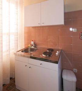 Apartment in Tucepi with sea view, balcony, air conditioning, WiFi 3674-5 
