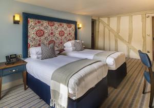 Twin Room room in The George Hotel