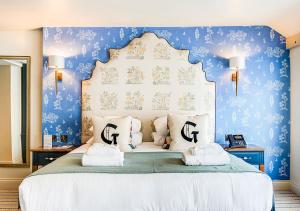 Suite room in The George Hotel