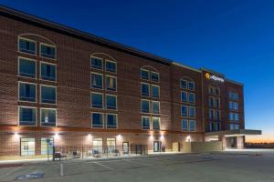 La Quinta Inn & Suites by Wyndham Dallas - Frisco Stadium