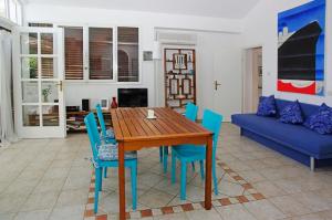 Holiday house in Tri Porte Potirna with sea view, terrace, air conditioning, WiFi 166-1