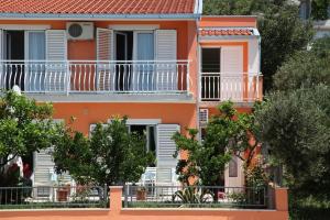 Apartment in Podgora with sea view, terrace, air conditioning, WiFi 849-2 