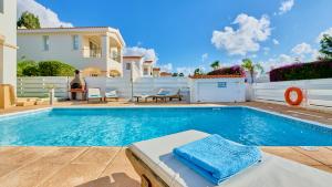 Villa Crystal by Ezoria Villas