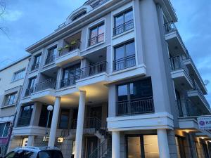 Уютен апартамент на 3 мин. от главната и Капана +паркинг