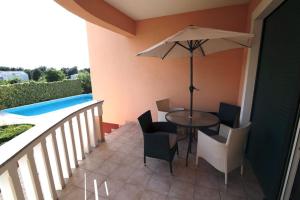 Apartment in Zadar with sea view, balcony, air conditioning, WiFi 858-2
