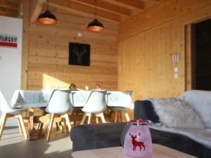 Chalets Chalet Chamrousse, 5 pieces, 12 personnes - FR-1-340-211 : photos des chambres