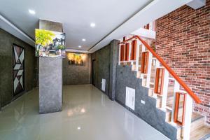 Mind and Punpun Apartment