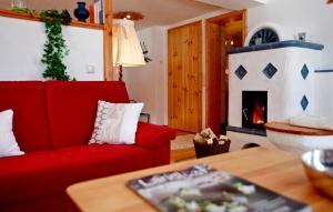 Two-Bedroom Apartment room in Dandl-Hof